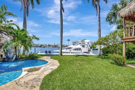 2360 Se 7th Drive Pompano Beach FL 33062
