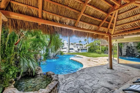 2360 Se 7th Drive Pompano Beach FL 33062