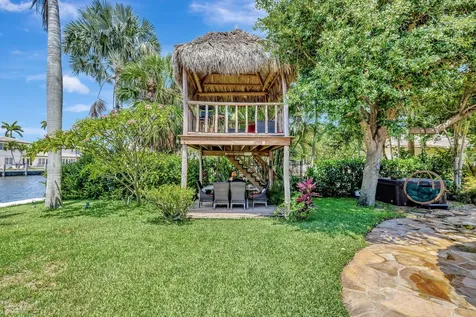 2360 Se 7th Drive Pompano Beach FL 33062