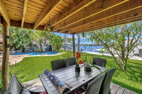 2360 Se 7th Drive Pompano Beach FL 33062