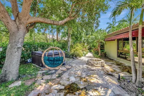 2360 Se 7th Drive Pompano Beach FL 33062