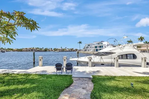 2360 Se 7th Drive Pompano Beach FL 33062