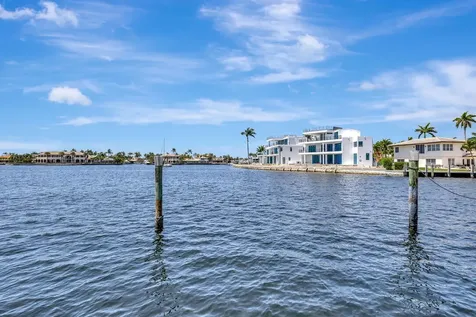 2360 Se 7th Drive Pompano Beach FL 33062