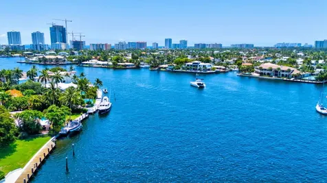 2360 Se 7th Drive Pompano Beach FL 33062