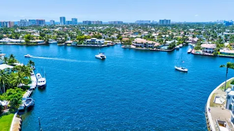 2360 Se 7th Drive Pompano Beach FL 33062