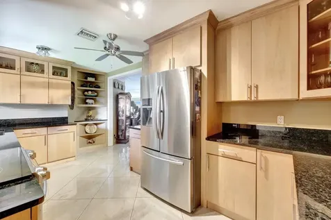 2360 Se 7th Drive Pompano Beach FL 33062
