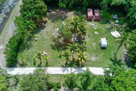 5947 Hypoluxo Road Lake Worth FL 33463