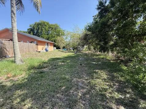 5947 Hypoluxo Road Lake Worth FL 33463