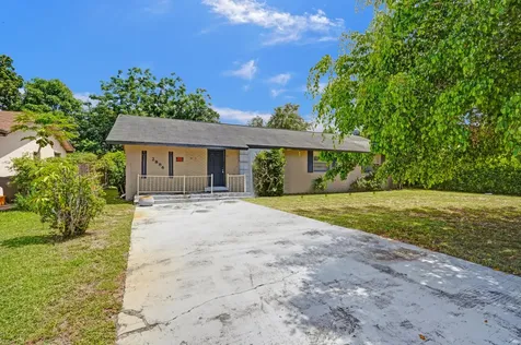 2886 Floral Road Lake Worth FL 33462
