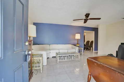 2886 Floral Road Lake Worth FL 33462