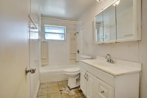 2886 Floral Road Lake Worth FL 33462