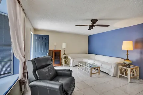 2886 Floral Road Lake Worth FL 33462