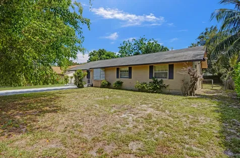 2886 Floral Road Lake Worth FL 33462