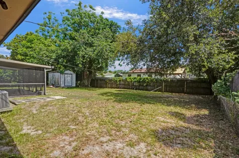 2886 Floral Road Lake Worth FL 33462