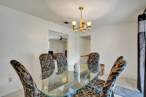 2886 Floral Road Lake Worth FL 33462