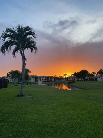 806 Sky Pine Way Greenacres FL 33415