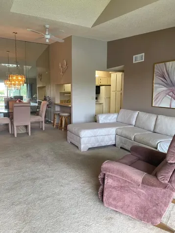 806 Sky Pine Way Greenacres FL 33415