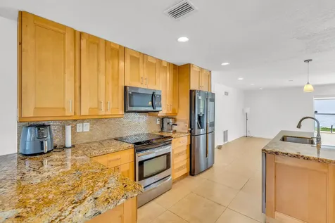10694 Wheelhouse Circle Boca Raton FL 33428