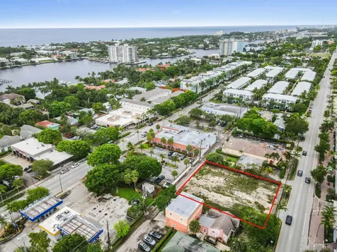 235 SE 5th Avenue Delray Beach FL 33483