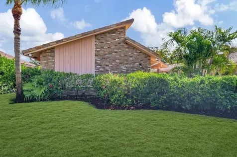 10204 Camelback Lane Boca Raton FL 33498