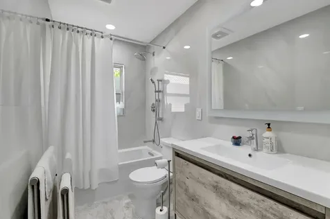 10204 Camelback Lane Boca Raton FL 33498