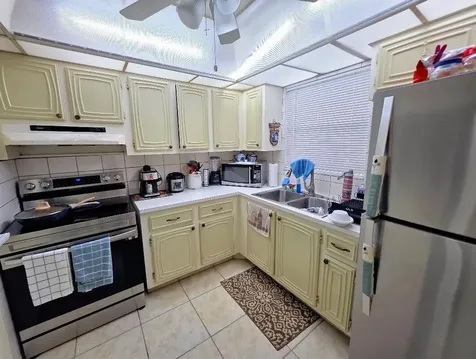 725 Lori Drive Palm Springs FL 33406