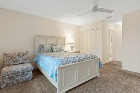 13623 Via Aurora Delray Beach FL 33484