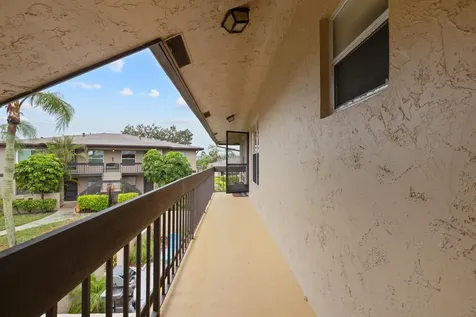 13623 Via Aurora Delray Beach FL 33484