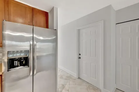 3055 Riverside Drive Coral Springs FL 33065