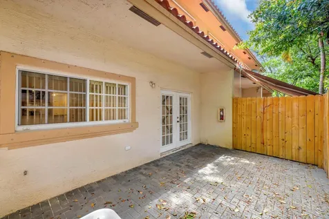 3055 Riverside Drive Coral Springs FL 33065