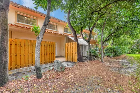 3055 Riverside Drive Coral Springs FL 33065