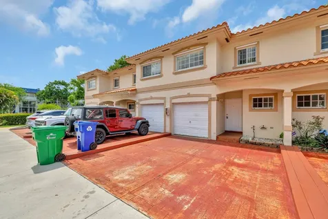 3055 Riverside Drive Coral Springs FL 33065