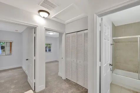 3055 Riverside Drive Coral Springs FL 33065