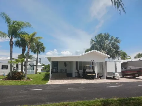 12461 Se 140th Avenue Okeechobee FL 34974