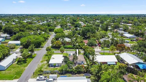 3044 Se Camino Avenue Stuart FL 34997