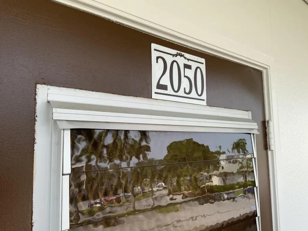 2050 Hythe C Boca Raton FL 33434