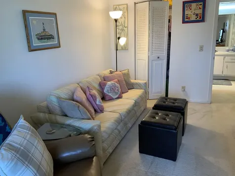 2050 Hythe C Boca Raton FL 33434
