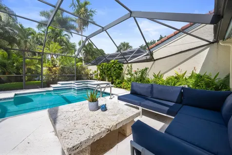2252 Las Casitas Drive Wellington FL 33414