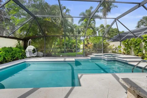 2252 Las Casitas Drive Wellington FL 33414