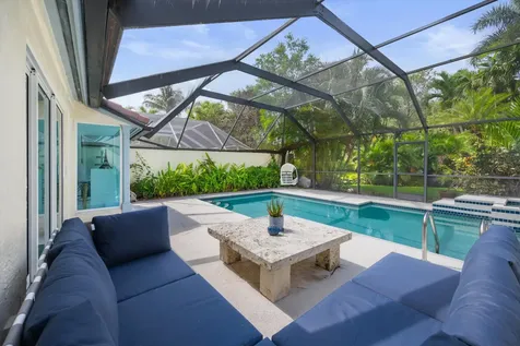 2252 Las Casitas Drive Wellington FL 33414