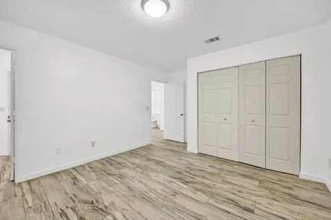 462 S Jax Estates Drive Jacksonville FL 32218