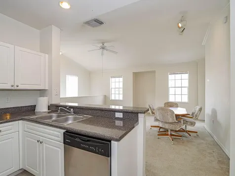 2536 57th Circle Vero Beach FL 32966