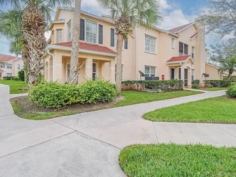 2536 57th Circle Vero Beach FL 32966