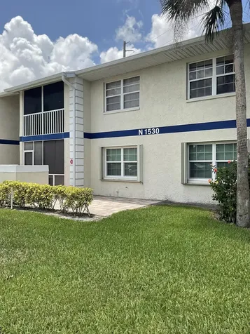 1530 Se Royal Green Circle Port Saint Lucie FL 34952