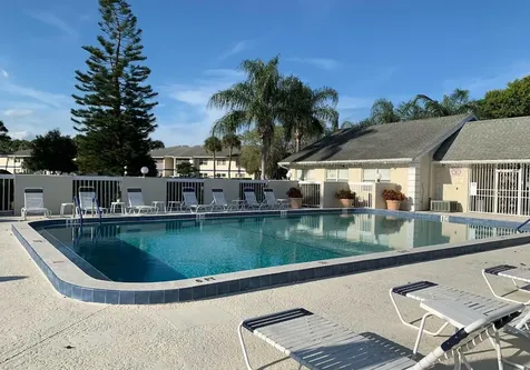 1530 Se Royal Green Circle Port Saint Lucie FL 34952