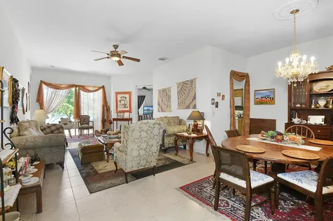 107 Nw Summerville Court Port Saint Lucie FL 34986