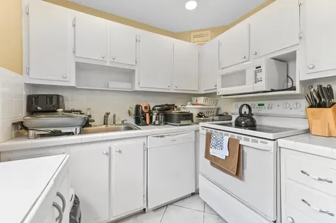 160 Tuscany C Delray Beach FL 33446