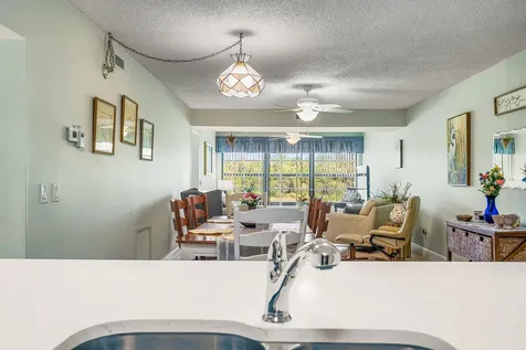 28 Plantation Drive Vero Beach FL 32966
