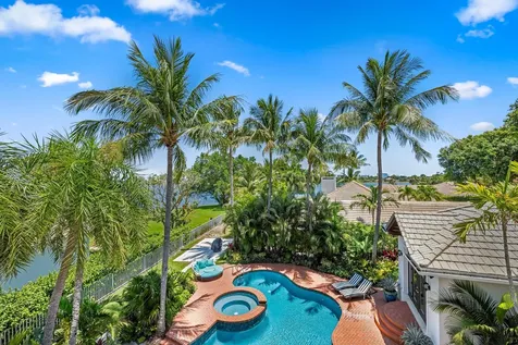 2 Firestone Circle West Palm Beach FL 33401