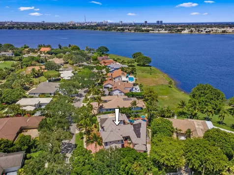 2 Firestone Circle West Palm Beach FL 33401